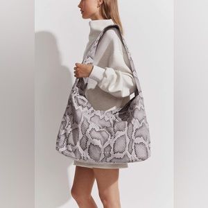 Varley Cabana Slouch Tote